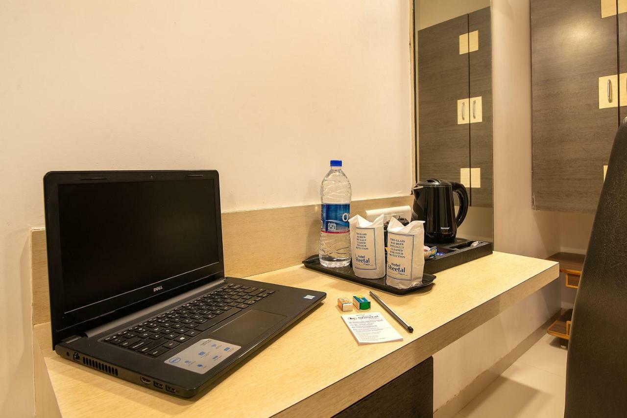 Hotel Sheetal Plaza スーラト エクステリア 写真