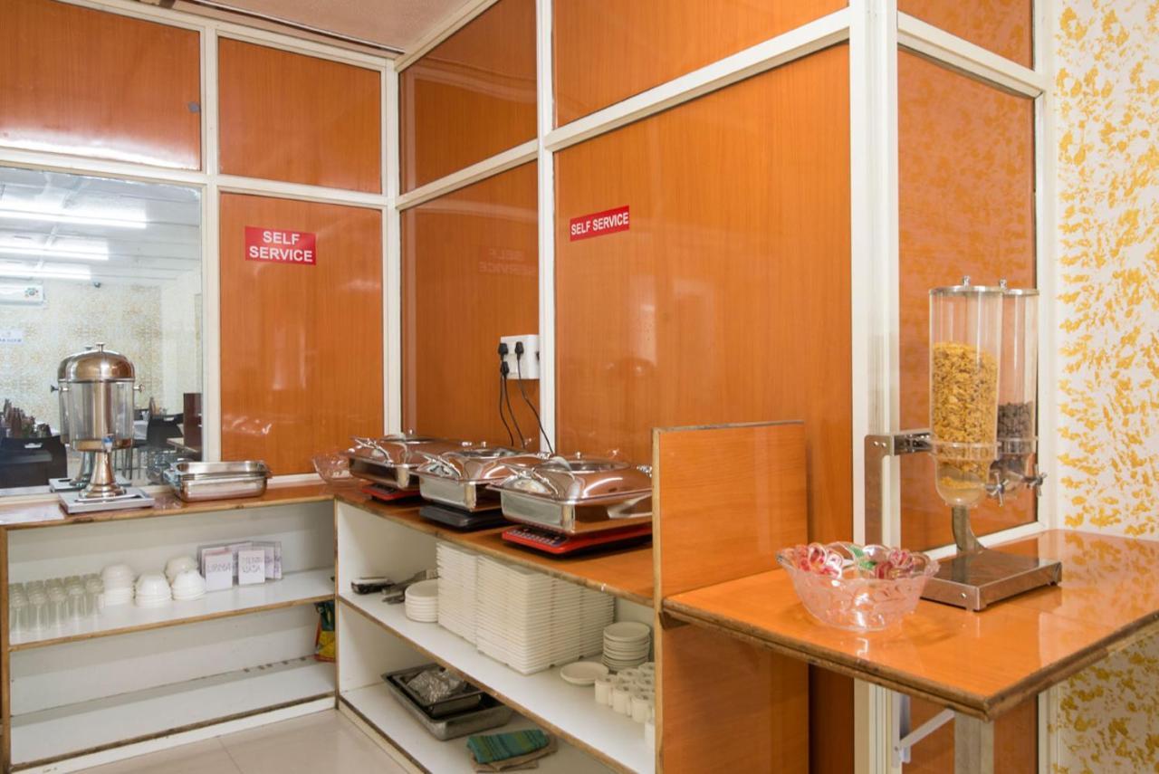 Hotel Sheetal Plaza スーラト エクステリア 写真